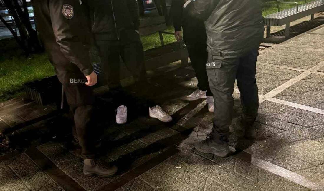 Gaziantep polisi tarafından yapılan huzur-güven uygulamalarında parklarda 716 motosiklet ve