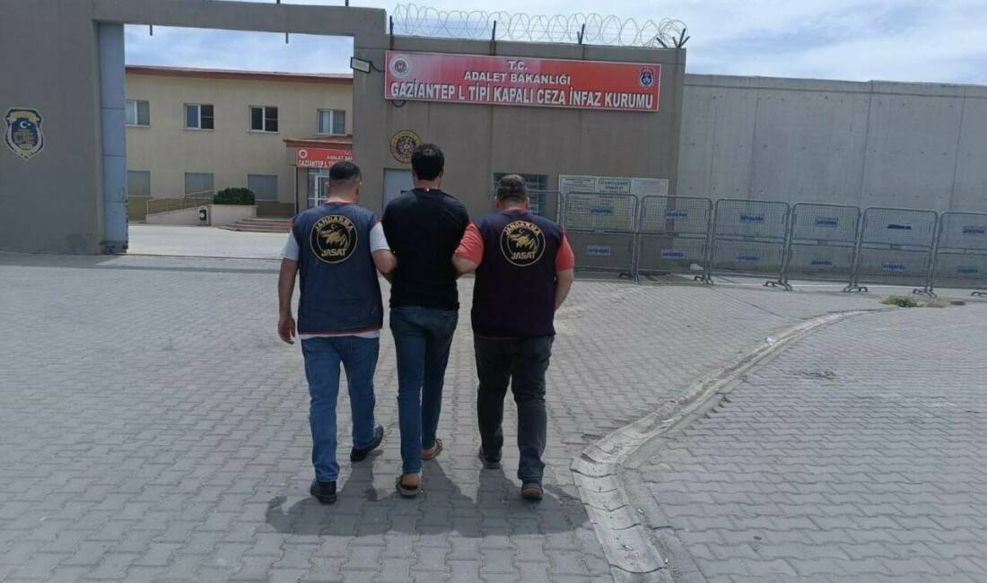 Gaziantep’te uyuşturucu madde ticareti ile silahla yaralama suçlarından aranan 2