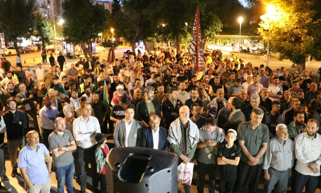 Gaziantep'te İsrail'in Gazze'de gerçekleştirdiği uzun süreli katliama ve ambargoya dikkat