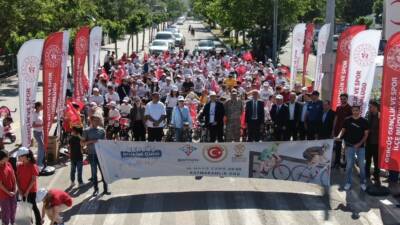Gercüş ilçesinde 19 Mayıs Atatürk’ü Anma etkinlikleri kapsamında bisiklet turu
