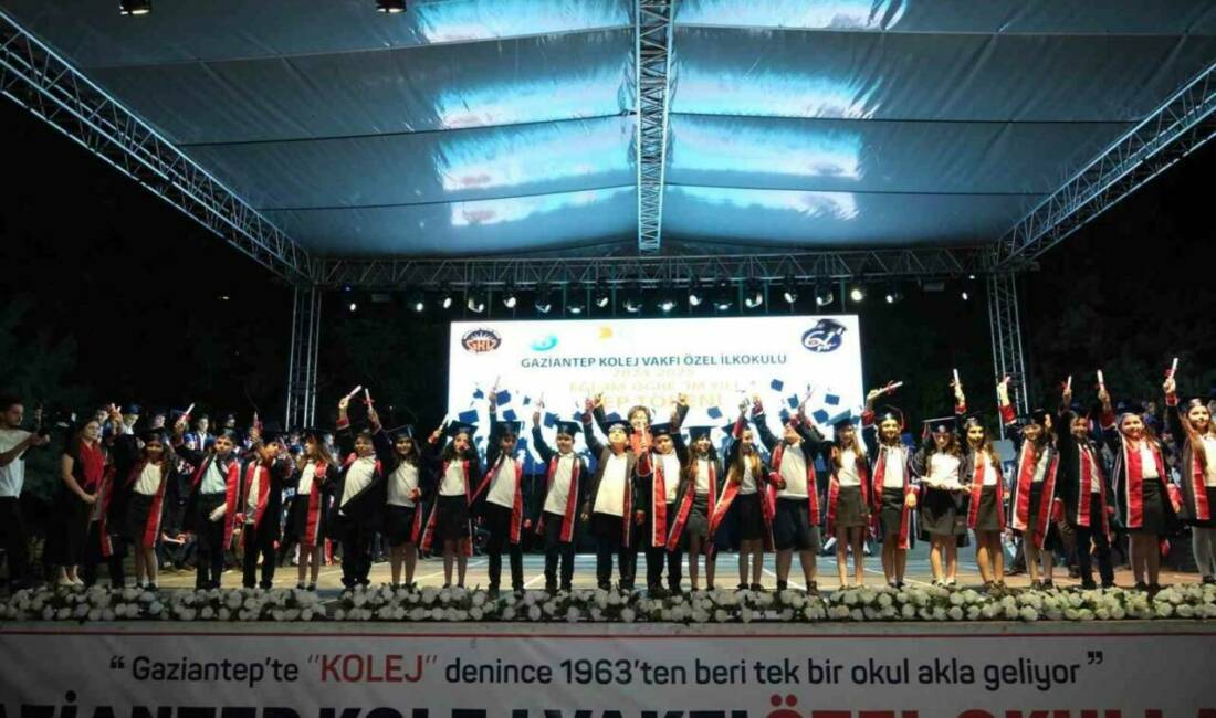 Gaziantep Kolej Vakfı Özel İlkokulu'nda kep töreni düzenlendi, mezun olan