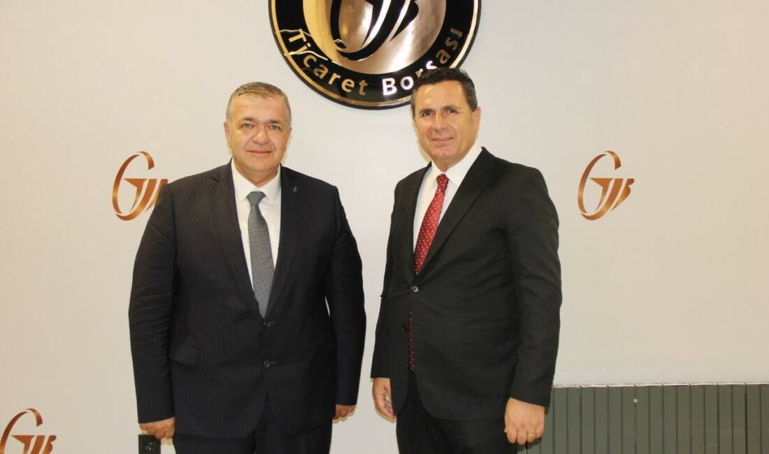 GTB Başkanlarından 19 Mayıs mesajı: “Geleceğimizi gençliğimizle inşa edeceğiz” Gaziantep Ticaret Borsası yöneticileri, 19 Mayıs Atatürk’ü Anma, Gençlik ve