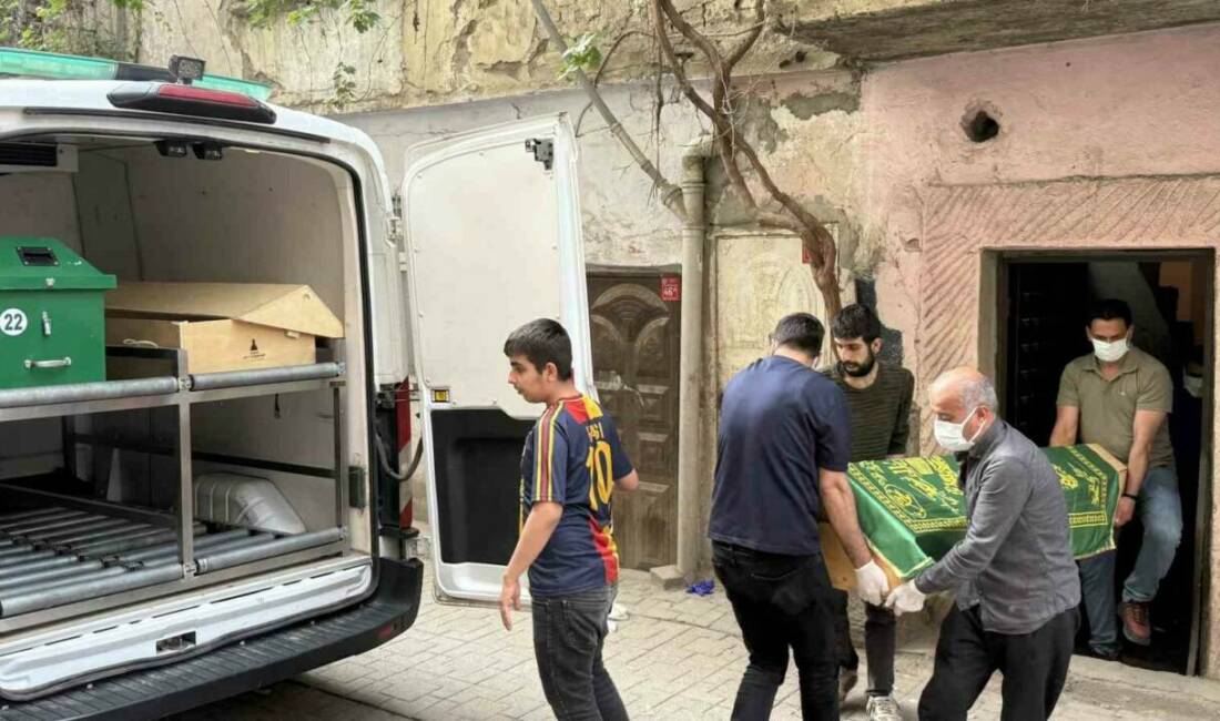 Diyarbakır'ın Bağlar ilçesinde, Kaynartepe Mahallesi'nde 69 yaşındaki Ali Güven adlı