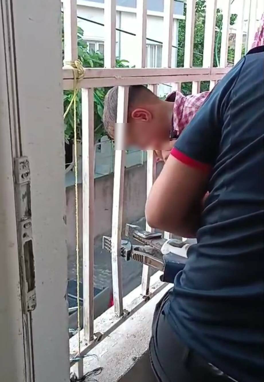 Batman'ın Yeni Mahalle bölgesinde 6 yaşındaki bir çocuk, oyun oynarken