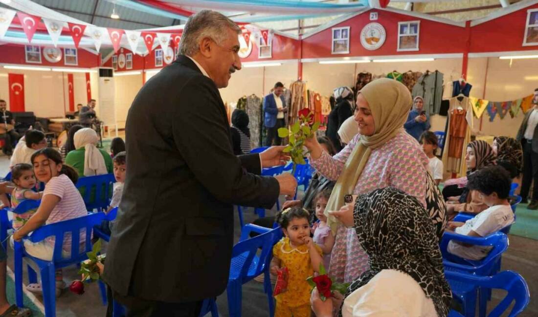 Kahta Belediyesi, Anneler Günü dolayısıyla Üreten Kadınlar Fuarı düzenledi. Canlı