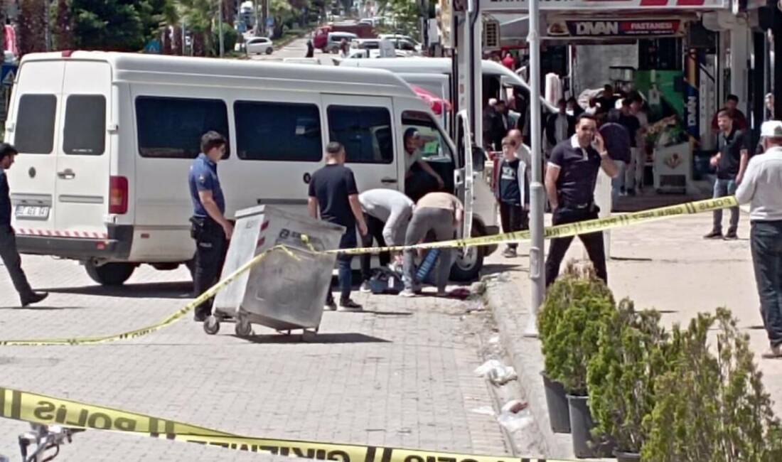 Adıyaman’ın Kahta ilçesinde cadde üzerinde bırakılan valiz, bomba paniğine neden