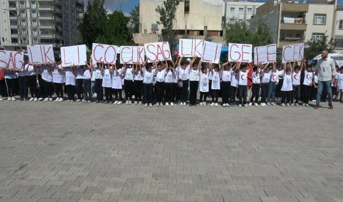 Kilis Gençlik ve Spor İl Müdürlüğü'nde düzenlenen "Sağlıklı Çocuk, Sağlıklı