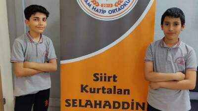 Siirt’in Kurtalan ilçesinde bulunan ortaokul öğrencileri Yusuf Toğay ve Mustafa