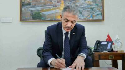 Mardin Valisi ve Büyükşehir Belediye Başkan Vekili Tuncay Akkoyun, Gazze'ye