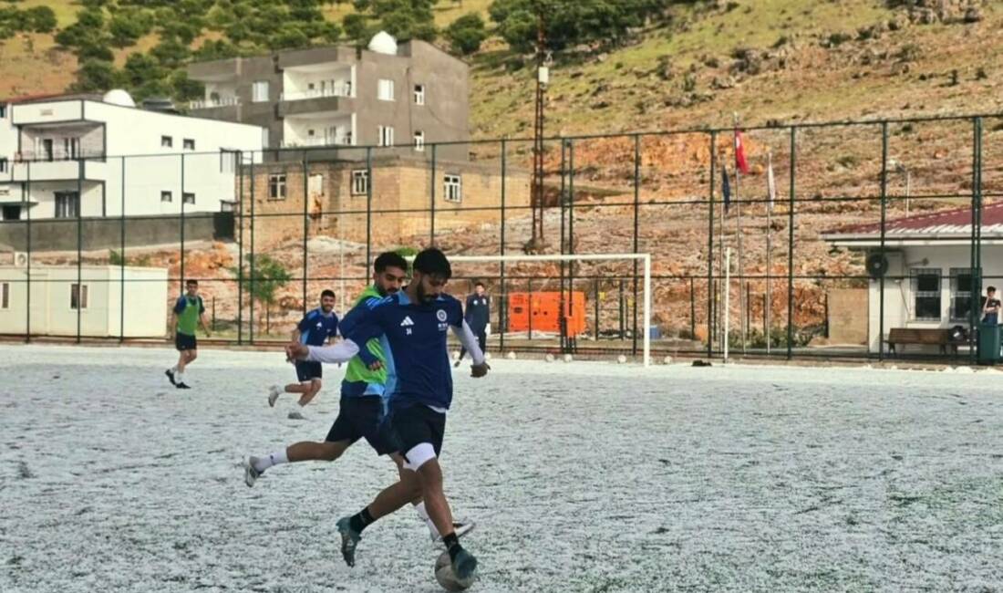 Mazıdağı Fosfatspor, Nesine 3. Lig'de Balıkesirspor ile yapacağı play-off yarı