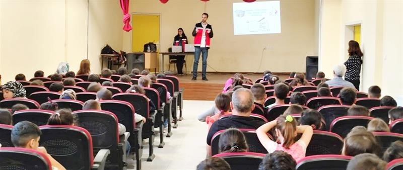 Adıyaman İl Tarım ve Orman Müdürlüğü tarafından minik öğrencilere gıda