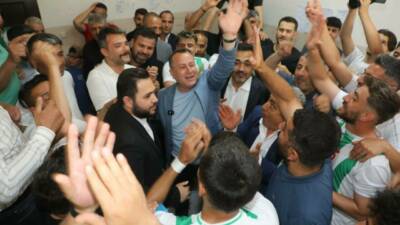 Nizipspor Kulübü, şampiyonluk sezonunu Nizip Belediye Başkanı Ali Doğan'a teşekkür