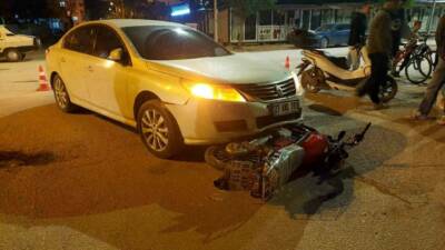 Adıyaman'ın Gölbaşı ilçesinde otomobil ile motosikletin çarpışması sonucu iki kişi