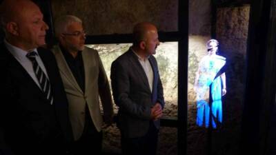 Adıyaman’ın önemli turizm noktalarından biri olan Perre Antik Kent’te yürütülen