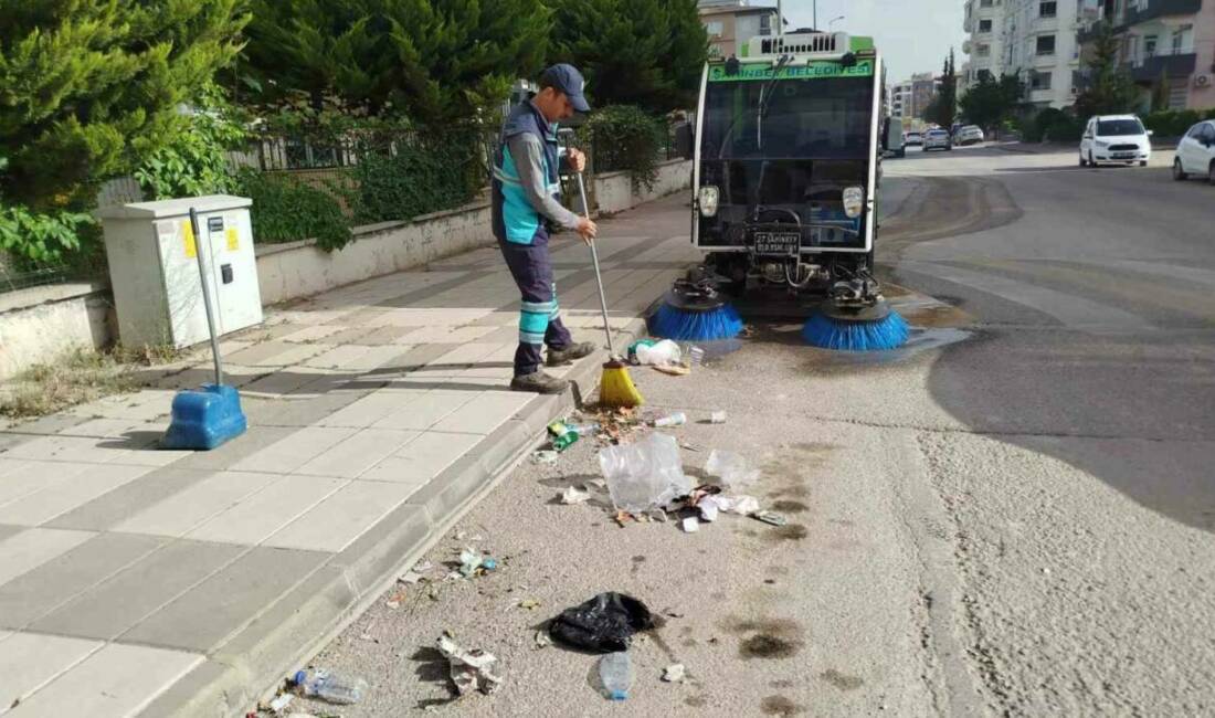 Şahinbey Belediyesi, ilçedeki mahallelerde 24 saat esasına göre devam eden