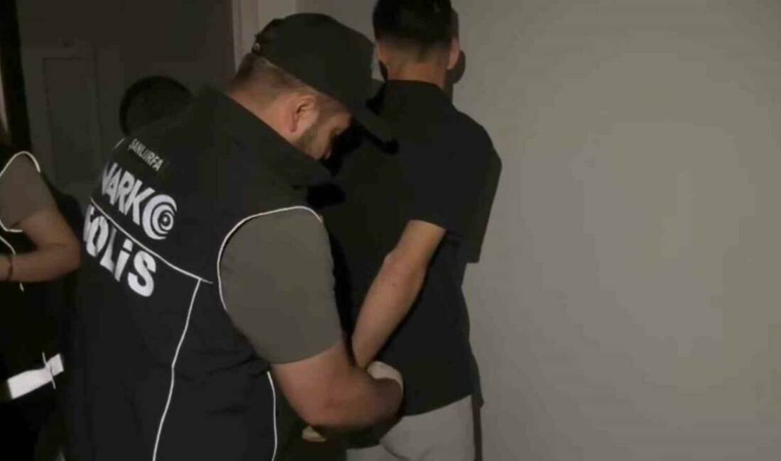 Şanlıurfa ve Gaziantep'te uyuşturucu operasyonu düzenlendi, 53 kişi gözaltına alındı.