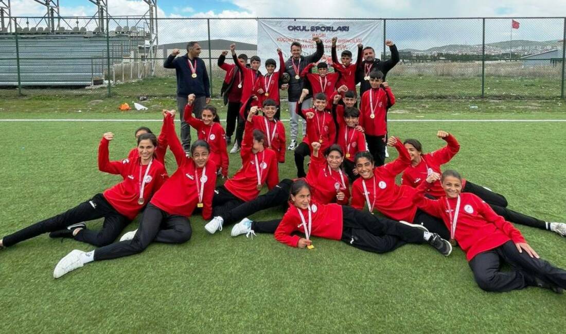 Şanlıurfa'dan 3 ragbi takımı, Erzurum'da düzenlenen bölge şampiyonasında başarılı bir