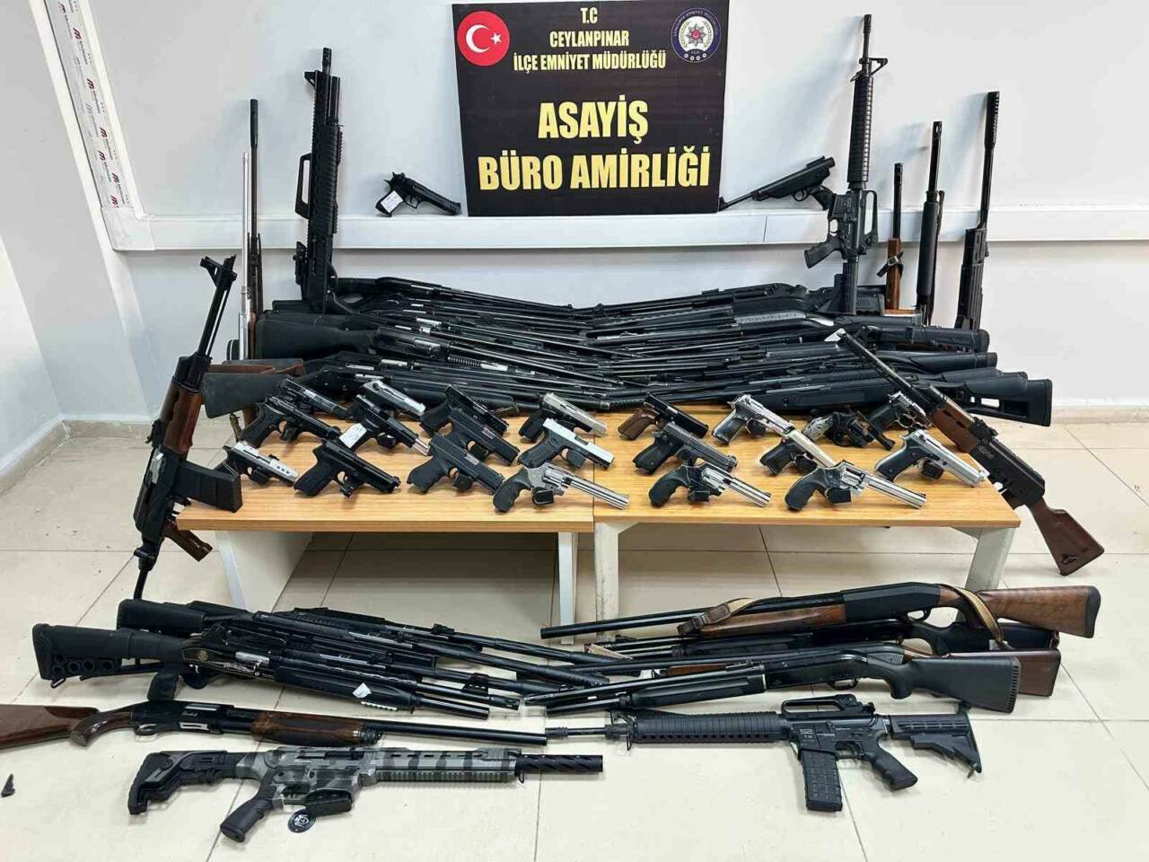 Şanlıurfa’nın Ceylanpınar ilçesinde yapılan bir operasyonda 44 adet ruhsatsız av