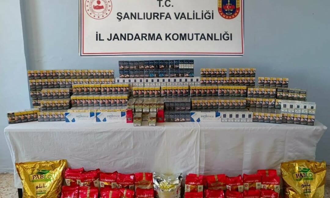 Şanlıurfa'da jandarmanın yol uygulamasında, 25 bin 600 kilogram gümrük kaçağı