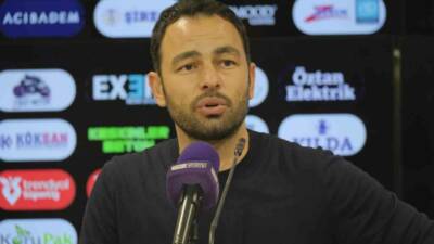 Gaziantep Futbol Kulübü Teknik Direktörü Selçuk İnan, Corendon Alanyaspor maçını