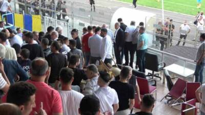 Siirt Atatürk Stadyumu'nda oynanan Gelecek Siirt 56 Spor ile Kurtalanspor