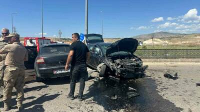 Siirt Çevre Yolu’nda meydana gelen trafik kazasında 1’i ağır olmak