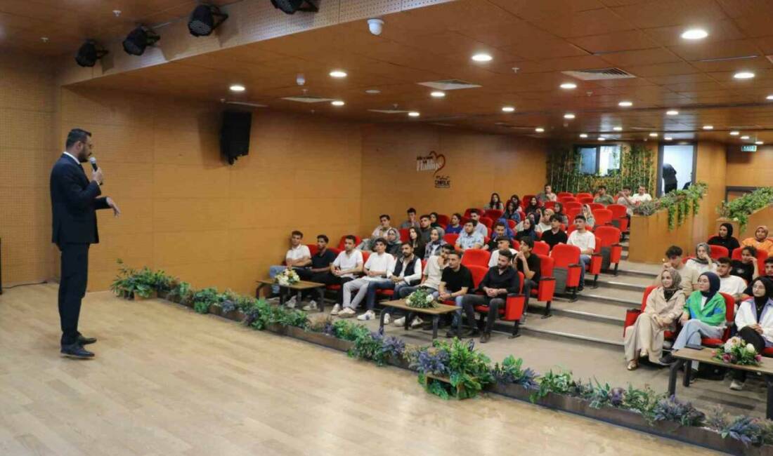 Haliliye Belediyesi, gençlere ücretsiz dershane hizmeti ve motivasyon semineri gibi