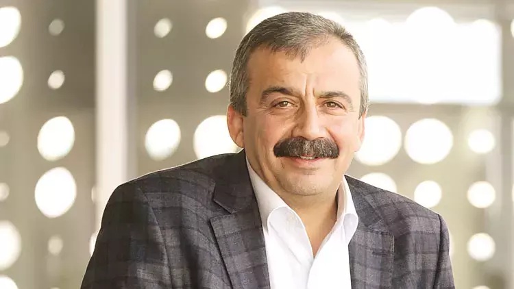 18 gün önce kalp krizi geçiren ve aort damarı yırtılan
