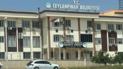 Ceylanpınar ilçesinde yaşayan bir avukat, DEM Partili belediyenin sosyal medya