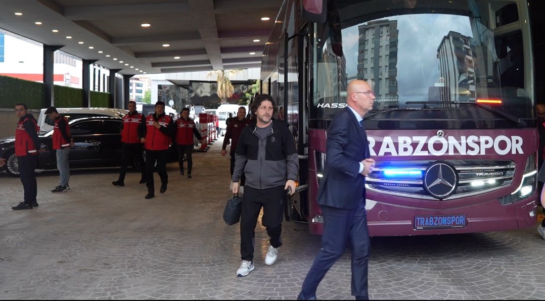 Trabzonspor, Ziraat Türkiye Kupası finaline hazırlanmak üzere Gaziantep'e geldi. 63.