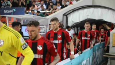 Gaziantep FK ve Alanyaspor arasındaki Süper Lig maçında ilk 15