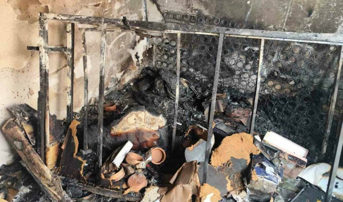 Adıyaman'ın Gölbaşı ilçesinde bir ikamette çıkan yangında çakmak doldurma tüplerinin