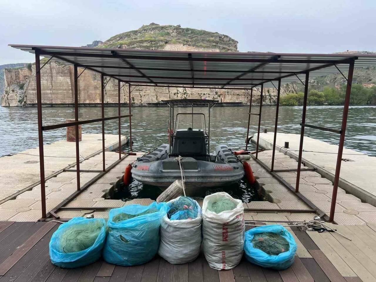 Gaziantep'te, Fırat Nehri'nde avlanan ve av yasağını ihlal eden 2