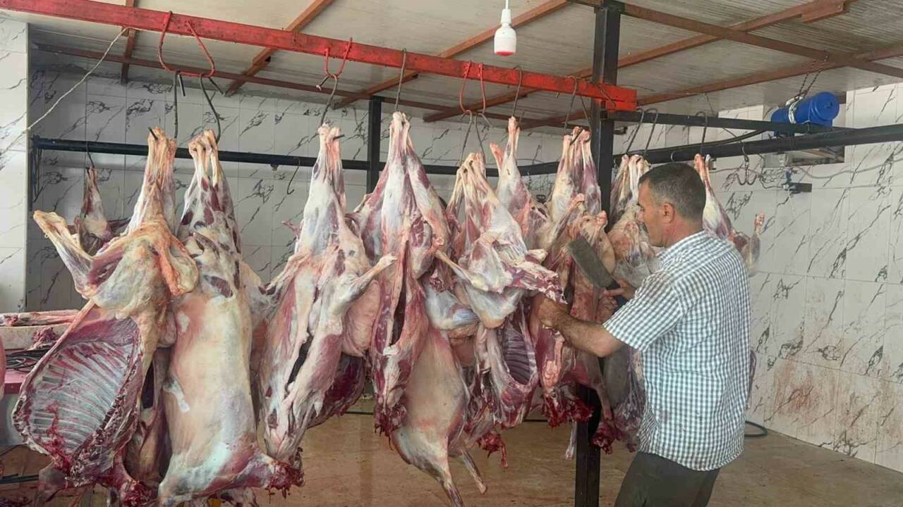 Gerçekler Dünyası Araştırma Yardımlaşma ve Dayanışma Derneği, hayırseverlerin desteğiyle anlamlı