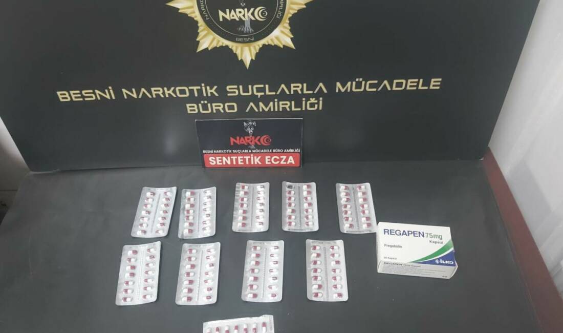 Besni'de düzenlenen uyuşturucu operasyonunda 132 adet sentetik ecza hap ele