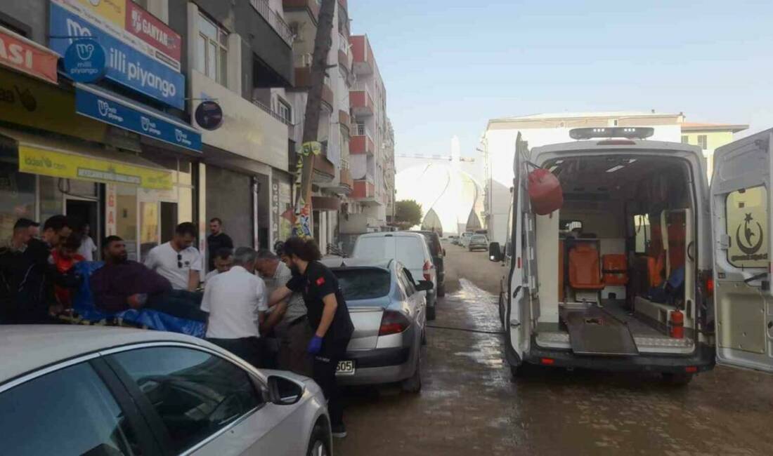 Adıyaman’da iki kişi arasında çıkan tartışma bıçaklı kavgaya dönüştü. Kavgada