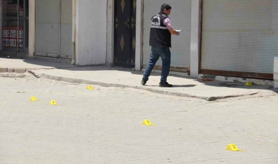 Diyarbakır’ın Bismil ilçesinde akrabalar arasında çıkan silahlı kavgada 1’i ağır