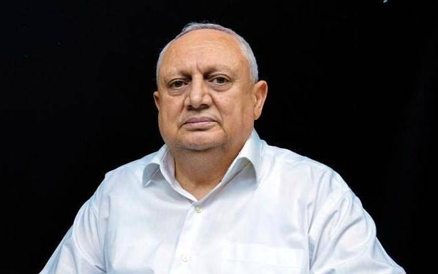 Besni Eğitim Vakfı (BEV) Yönetim Kurulu, Haziran ayında ilçede bir