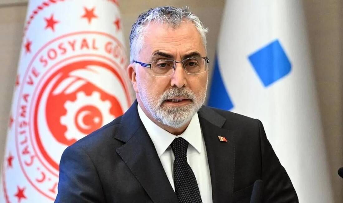 Çalışma ve Sosyal Güvenlik Bakanı Vedat Işıkhan, kamuda çalışan yaklaşık