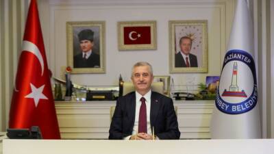 Şahinbey Belediye Başkanı Mehmet Tahmazoğlu, Kurban Bayramı nedeniyle yayımladığı mesajda,