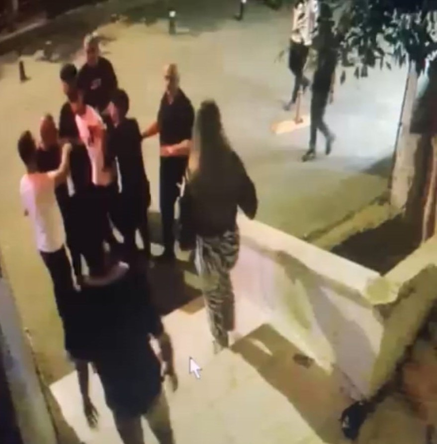 Batman’da Bahçelievler Mahallesi'nde yaşanan "yan baktın" kavgasında 2 kişinin yaralanmasıyla