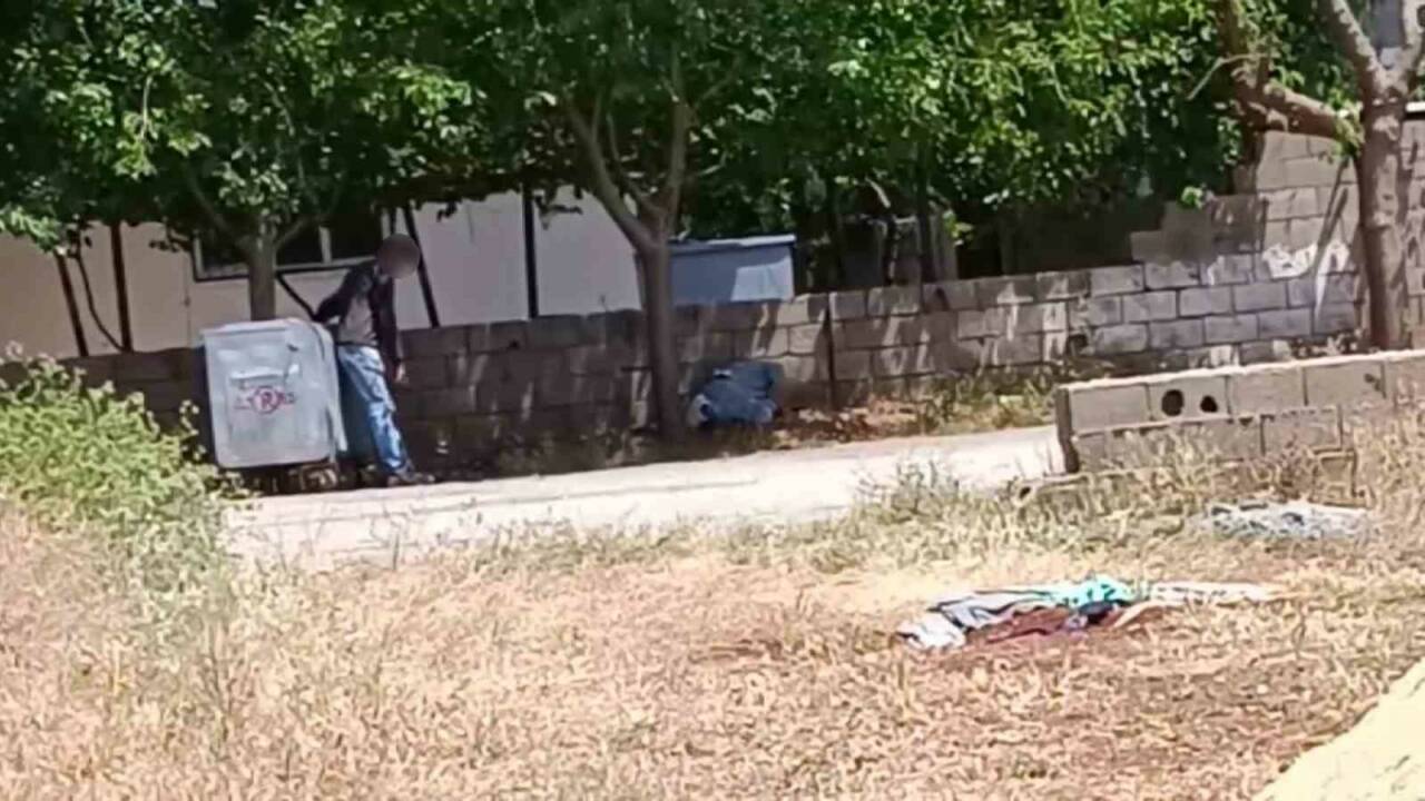 Adıyaman’ın Kahta ilçesinde, iki kişi aldıkları madde nedeniyle zombi benzeri
