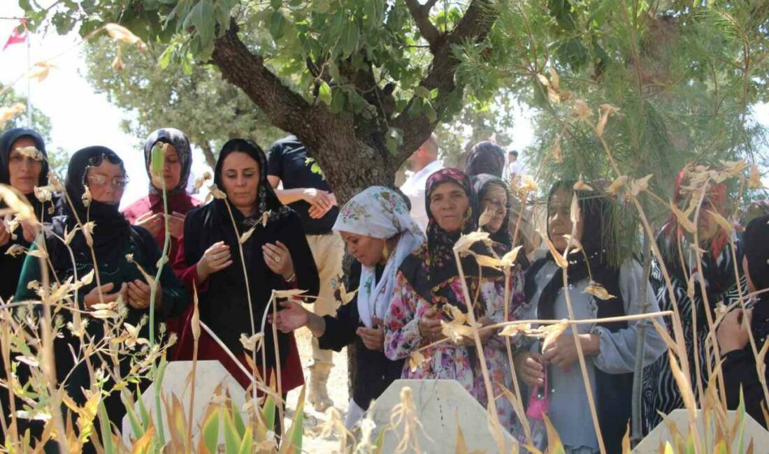 Çevrimli köyünde 35 yıl önce PKK’lı teröristlerce katledilen 27 kişi