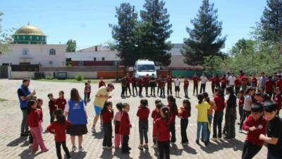 Şırnak’ın Cizre ilçesinde çocuklar, Gençlik ve Spor Bakanlığının "Merkezim Her