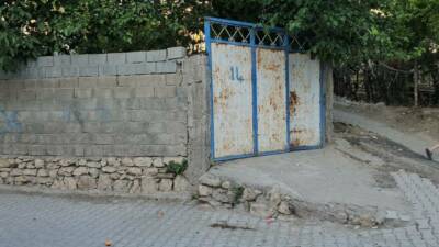 Diyarbakır’ın Ergani ilçesinde iddiaya göre, psikolojik sorunları olan baba, kendisini