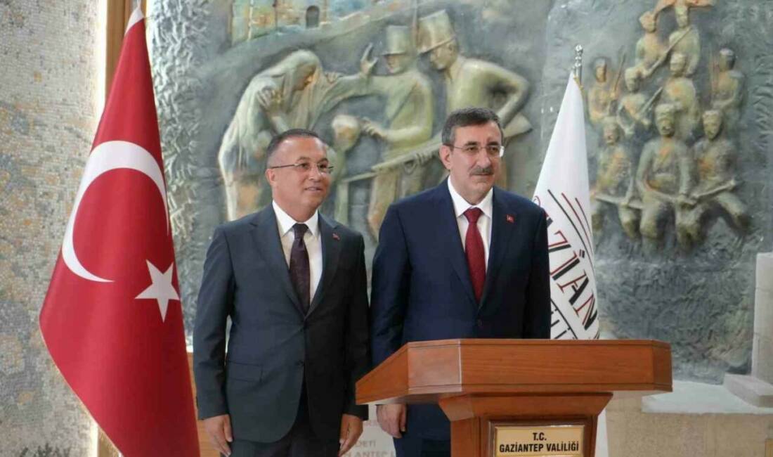 Cumhurbaşkanı Yardımcısı Cevdet Yılmaz, çeşitli programlara katılmak üzere Gaziantep’e geldi.
