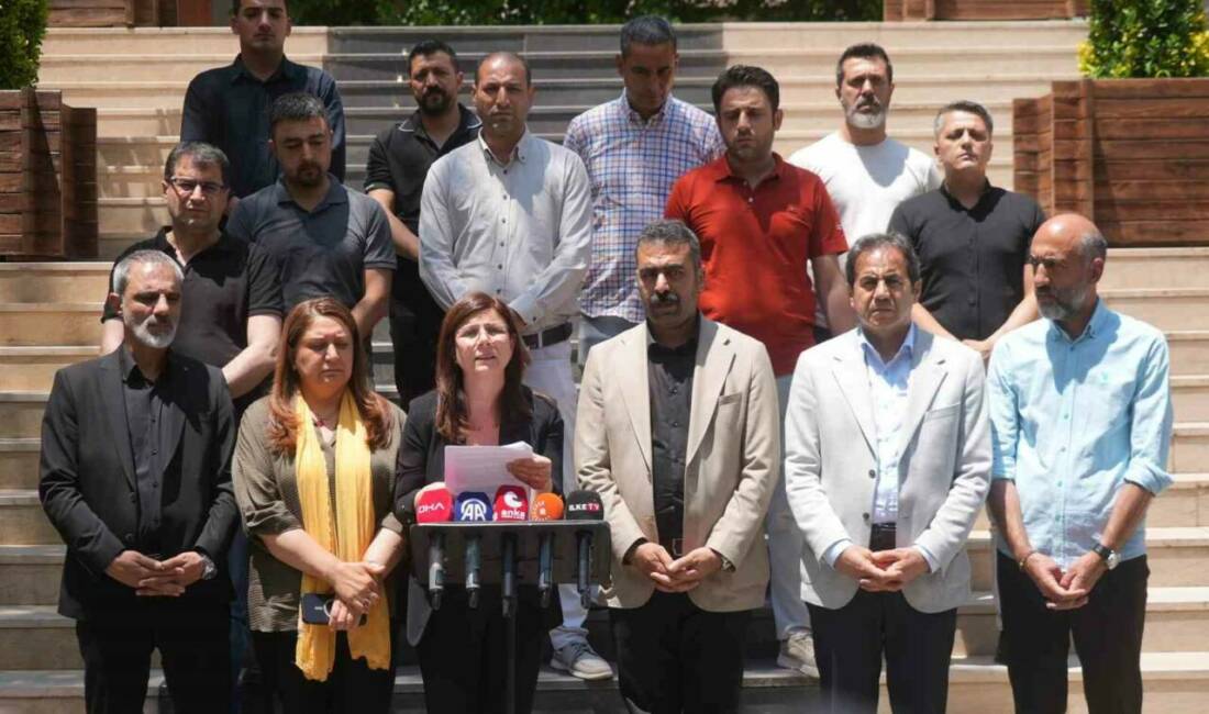 Diyarbakır Büyükşehir Belediye Başkanı Ayşe Serra Bucak Küçük, 4 kişinin