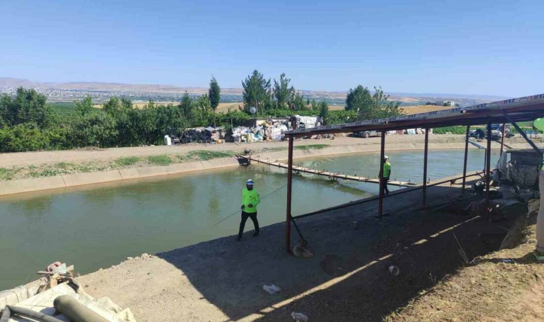 Silvan ilçesinde sulama kanalına düşmüş bir kişinin bulunması için arama