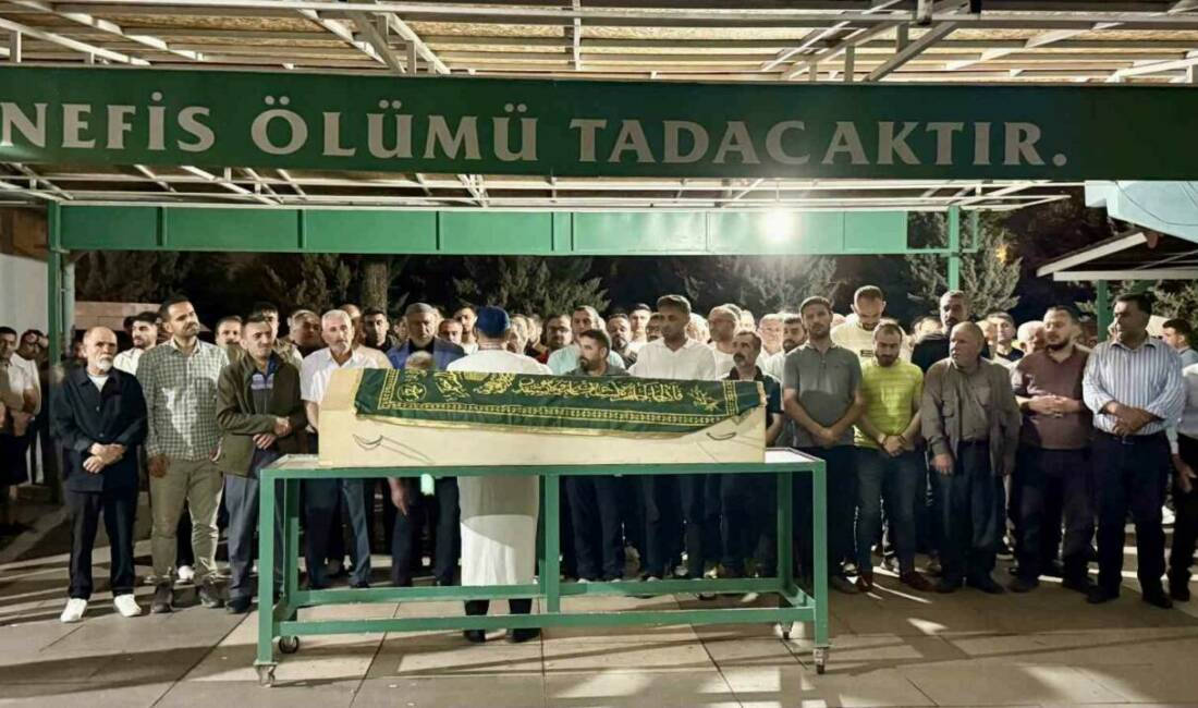 Diyarbakır’ın merkez Kayapınar ilçesindeki yangında hayatını kaybeden anne ve 3