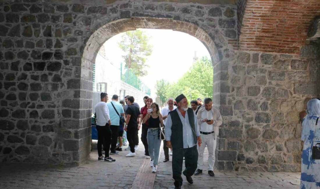 Kurban Bayramı'nın son gününde Diyarbakır'a hem yerli hem de yabancı